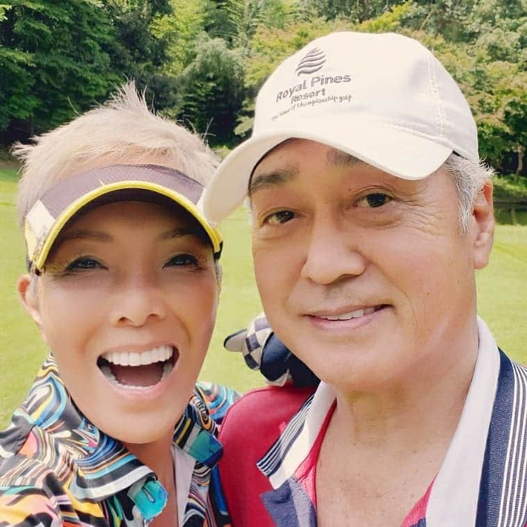 ピーターさんのインスタグラム写真 - (ピーターInstagram)「昨日の梅雨の晴れ間に、 中条兄さんとゴルフ⛳‼️ 「千葉カメリアヒルズCC」  ハワイでお知り合いになった岡田さんとお友達の北尾さん。  かなりいい感じの１日でした‼️(笑)  　　　慎之介拝  #ピーター #池畑慎之介 #中条きよし #カメリアヒルズ #ゴルフ」7月21日 21時34分 - oziba1952