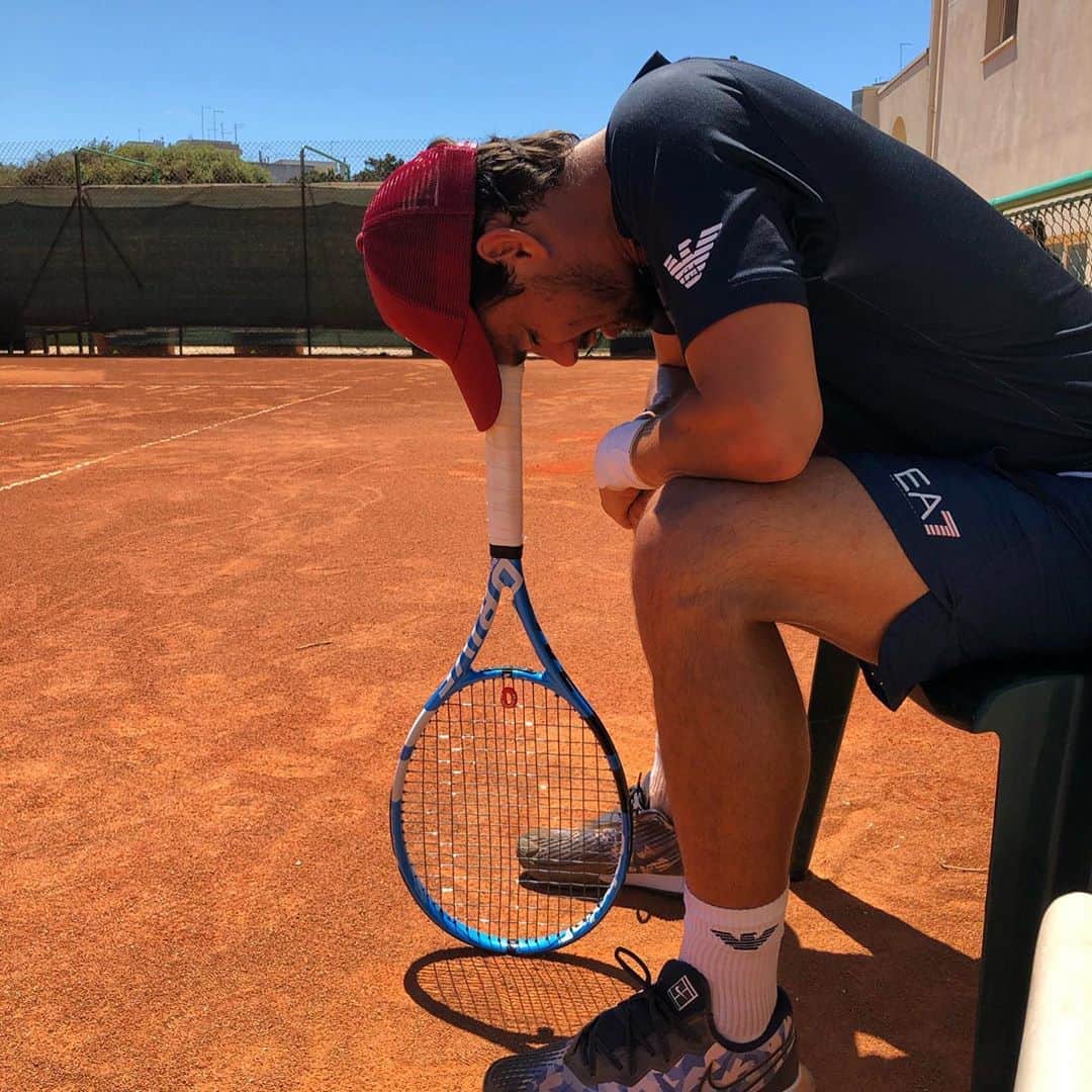 ファビオ・フォニーニのインスタグラム：「Sweat now, shine later 💎」