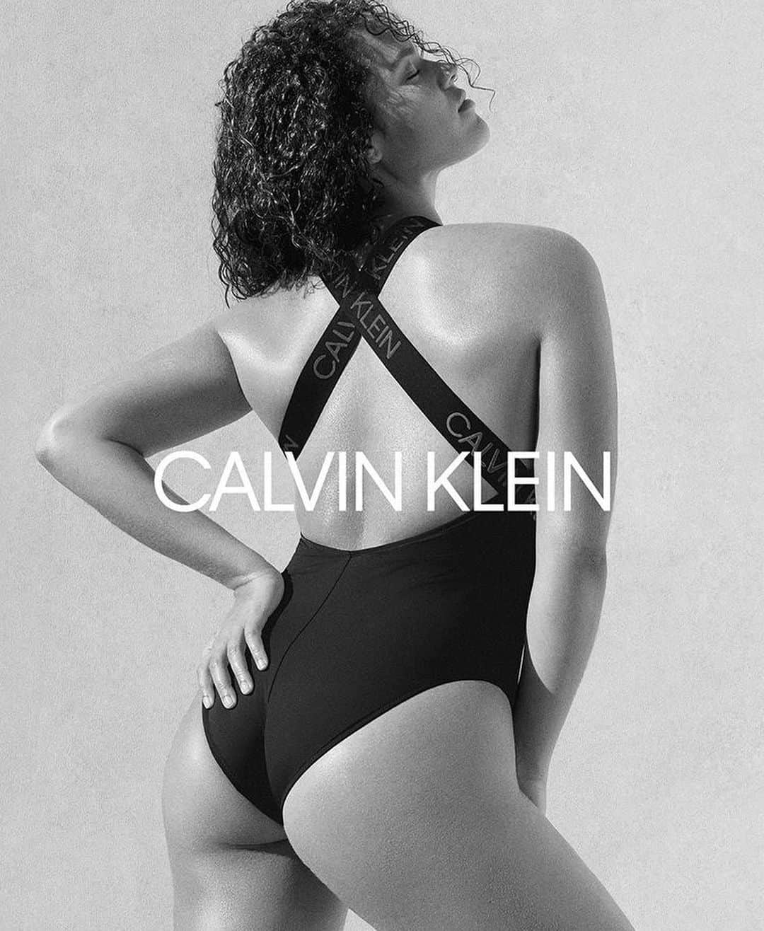IMG Modelsさんのインスタグラム写真 - (IMG ModelsInstagram)「Just Add Water. 💦 @solangevandoorn fronts @calvinklein’s latest #swimwear campaign. #📷 @charlottemwales #⭐️ #IMGstars」7月21日 21時49分 - imgmodels