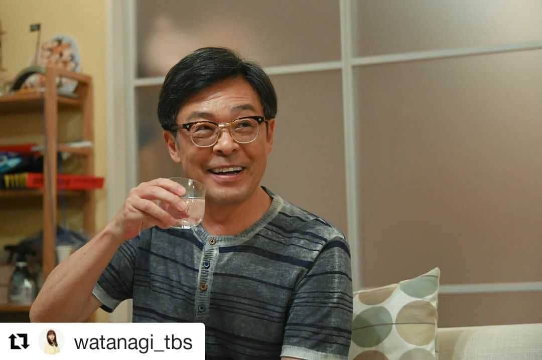 光石研のインスタグラム：「情報解禁です！  TBS火曜ドラマ「私の家政夫ナギサさん」第4話から出演致します。 今夜の放送も含め是非ご覧下さい～🎽🍶  【by staff】  #Repost @watanagi_tbs (@get_repost) ・・・ 本日解禁されました👏 メイちゃんのお父さん、相原茂役で #光石研 さんの出演が決定しました！ 来週放送の4話から登場します◎お楽しみに❣  #大森さんとのシーン #収録中とってもにこやかな光石さん #プライベートでも仲の良いお2人だそう🙆 #メイパパなんでお家に！？ #なんで一緒に晩酌！？ #今日の放送後の予告もお楽しみに💙 #3話放送まであと3時間切りました~~！  #私の家政夫ナギサさん #わたナギ #多部未華子 #大森南朋 #瀬戸康史 #tbs #火曜ドラマ #3話 #7月21日  #火曜よる10時」
