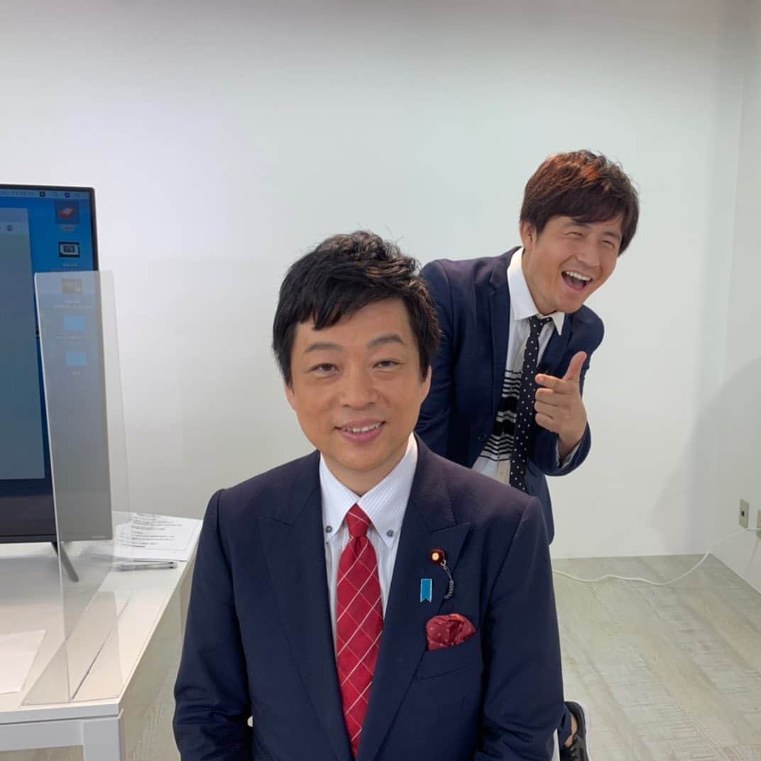 大西宏幸さんのインスタグラム写真 - (大西宏幸Instagram)「7月23日木曜日 AM10時〜10時55分  テレビ大阪　放送予定 【E〜COと教えて！センセイ】 コメンテーターをさせていただきました。 リモートでのコメントは大変でしたが、子供達の質問に分かりやすいように答えれたと思います。 乞うご期待！！ #大西宏幸 #衆議院議員 #テレビ #テレビ大阪 #コメンテーター #楠雄二朗 https://www.tv-osaka.co.jp/onair/detail/oaid=1924046/」7月21日 21時53分 - hiroyukionishi