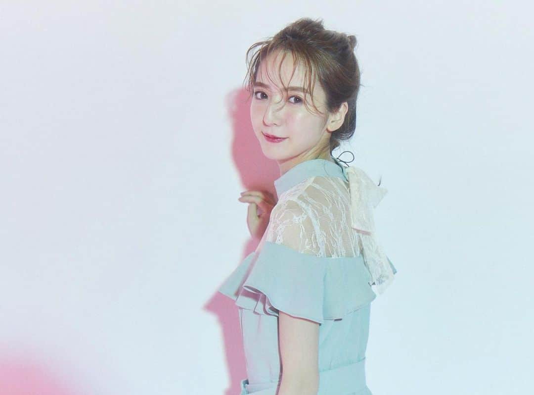 平木愛美のインスタグラム：「🕊💙⚪️💧🧊💎」