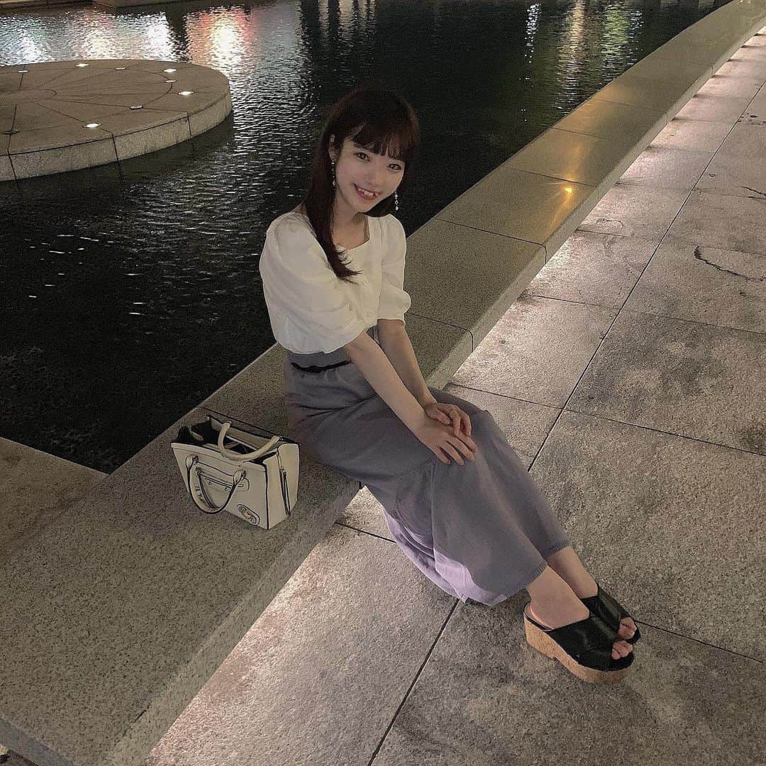 永瀬かこのインスタグラム：「🦋🦋☁*° 全身GRLさんのお洋服 💭 @grl_official」