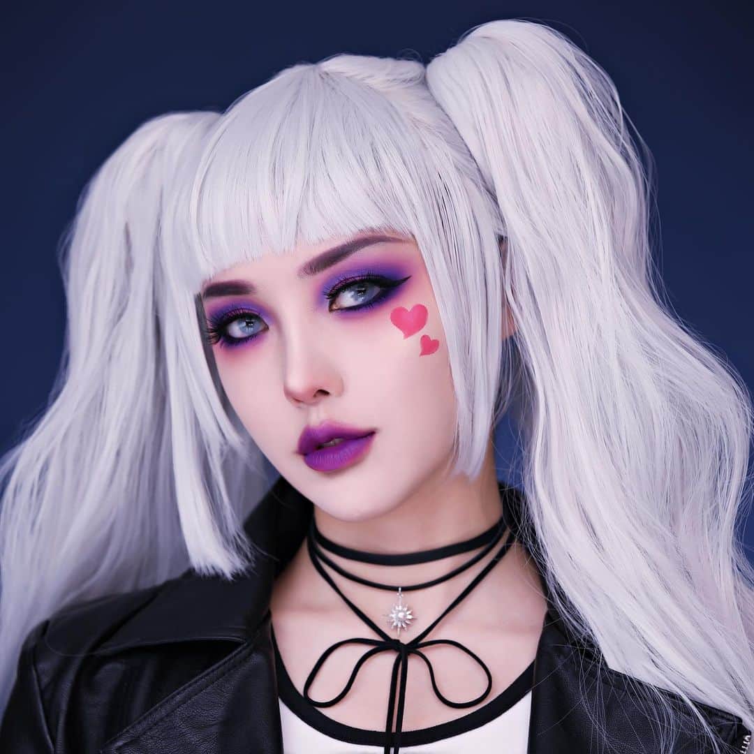 ポニーのインスタグラム：「this cover makeup was a lot more exciting than i expected!💥⚡️😈」