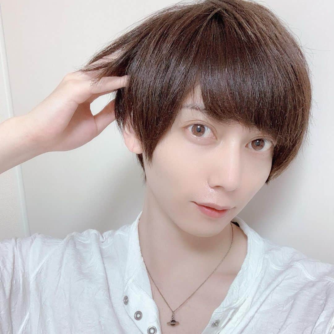染谷俊之さんのインスタグラム写真 - (染谷俊之Instagram)「これは髪切った後の写真☆  #染谷俊之」7月21日 13時43分 - someya_toshiyuki