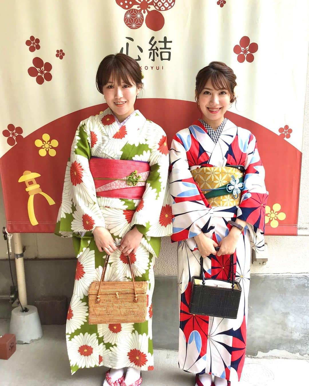 金沢着物レンタルshop心結〜kokoyui〜のインスタグラム：「2人ともとっても可愛いですね😃❣️ . この時期でも夏着物は涼しく着ることが出来ますのでオススメです👘🍃 ・  ⚫︎金沢駅前 着物レンタル心結(ここゆい)  ⚫︎営業時間 : 9:00〜18:00 ⚫︎address : 金沢市本町1-3-39 ⚫︎tell : 076-221-7799 ⚫︎金沢駅から徒歩5分  ⚫︎コインパーキング補助あり  心結の着物一覧▶@kokoyui_kimono 振袖や袴はこちら▶@kokoyui_furisode 七五三やお子さんの着物はこちら▶@kokoyui753 . #着物ヘア #ヘアセット #和服 #着物 #着物コーディネート #きもの #着物女子 #金沢観光」