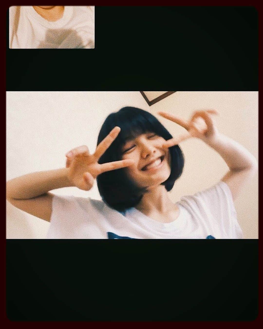 上原実矩のインスタグラム：「🙋‍♀️🧀✌️ #remote」
