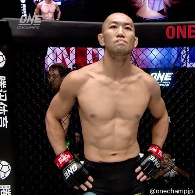 のインスタグラム：「39歳。もはや｢負け｣を経験の１つとして補う身分ではなくなった。 限りある格闘家人生。  次戦、原点回帰。新たな戦いに挑みます。 今後も引き続き応援よろしくお願いします！ _ _ _ _ _ _ _ _ _ _ _ _ _ _ _ _ _ _ _ _ _ ＼🎂HAPPY BIRTHDAY🎂／ . 今日 7月21日はレジェンド岡見勇信🇯🇵 お誕生日🎂おめでとうございます🎉  "勝っても負けても、大事なことはもっと成長したいと思い続けること"  そんな想いを胸に戦い続ける！  #onechampionship #weareone #exfight #ldh #ldhmartialarts #39歳 #誕生日」