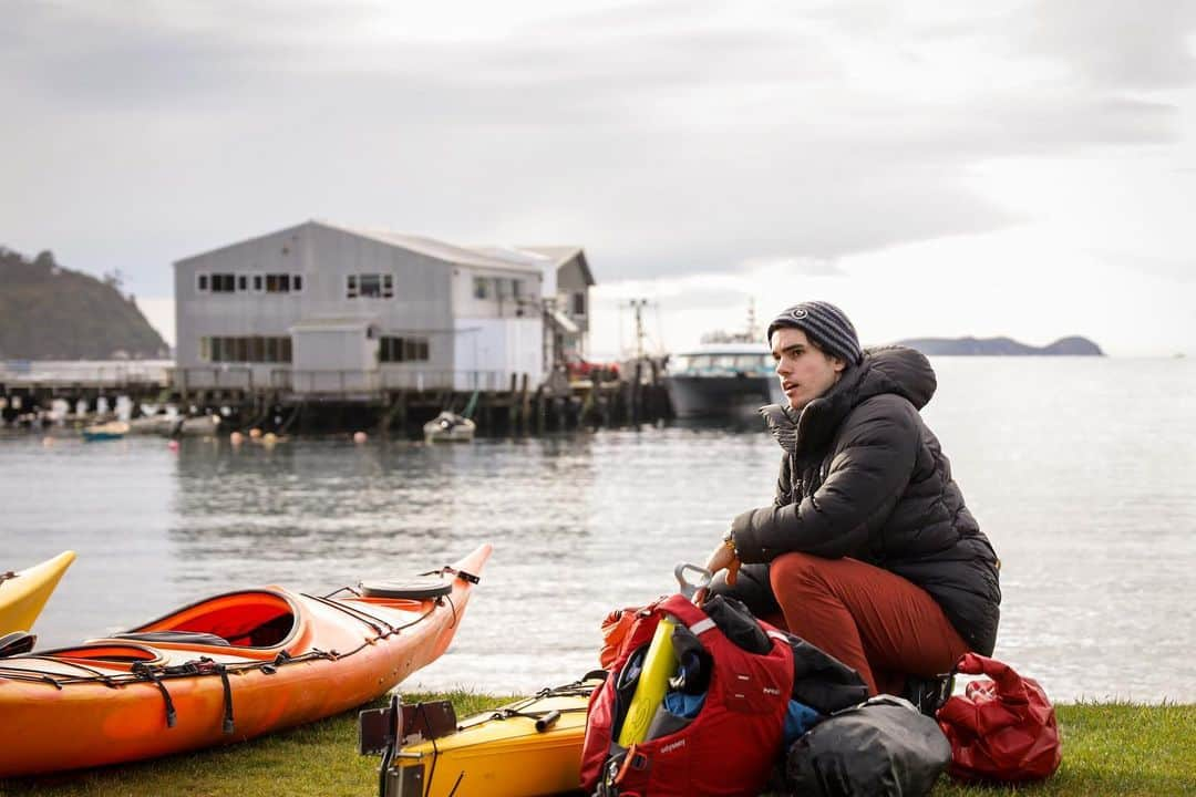 マイケル・ドーソンさんのインスタグラム写真 - (マイケル・ドーソンInstagram)「Boats are loaded up and we’re ready to head West out of Half Moon Bay tomorrow and start a pretty rad little open ocean sea kayaking mission around @stewartislandrakiura . Heres hoping the #southernocean is feeling relaxed 😎 👌👌」7月21日 15時08分 - mrmikedawson