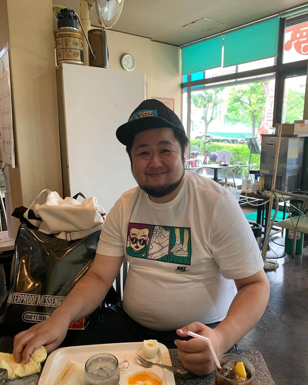 池田真一のインスタグラム：「そして明日はZUMAのしんこだがお庭のテーブルとイスをDIYしてくれます！ その様子はしんこだ工務店にてアップされると思います😄 チャンネル登録よろしくお願いします！ youtube.com/channel/UCvF2B…」