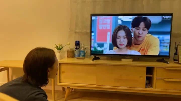 ハン・イェリのインスタグラム：「세상의 모든 은희들 응원해, 은희야 사랑한다. 잘 살아. 보고싶을꺼야.」