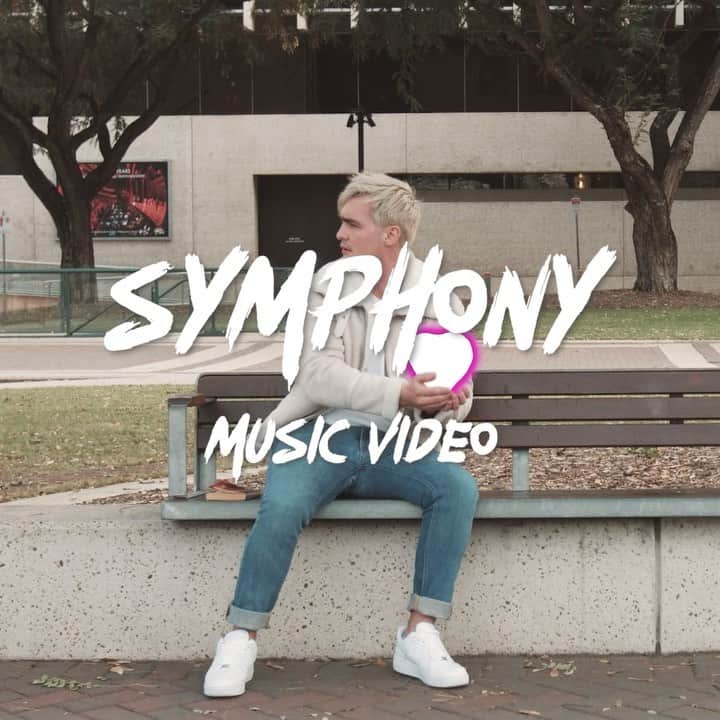 シェパードのインスタグラム：「The wait is almost over! Our video clip for ‘Symphony’ drops this Friday. We've really tried to capture the fireworks and the explosively colourful feeling of falling in love. We can’t wait for you to see it!」
