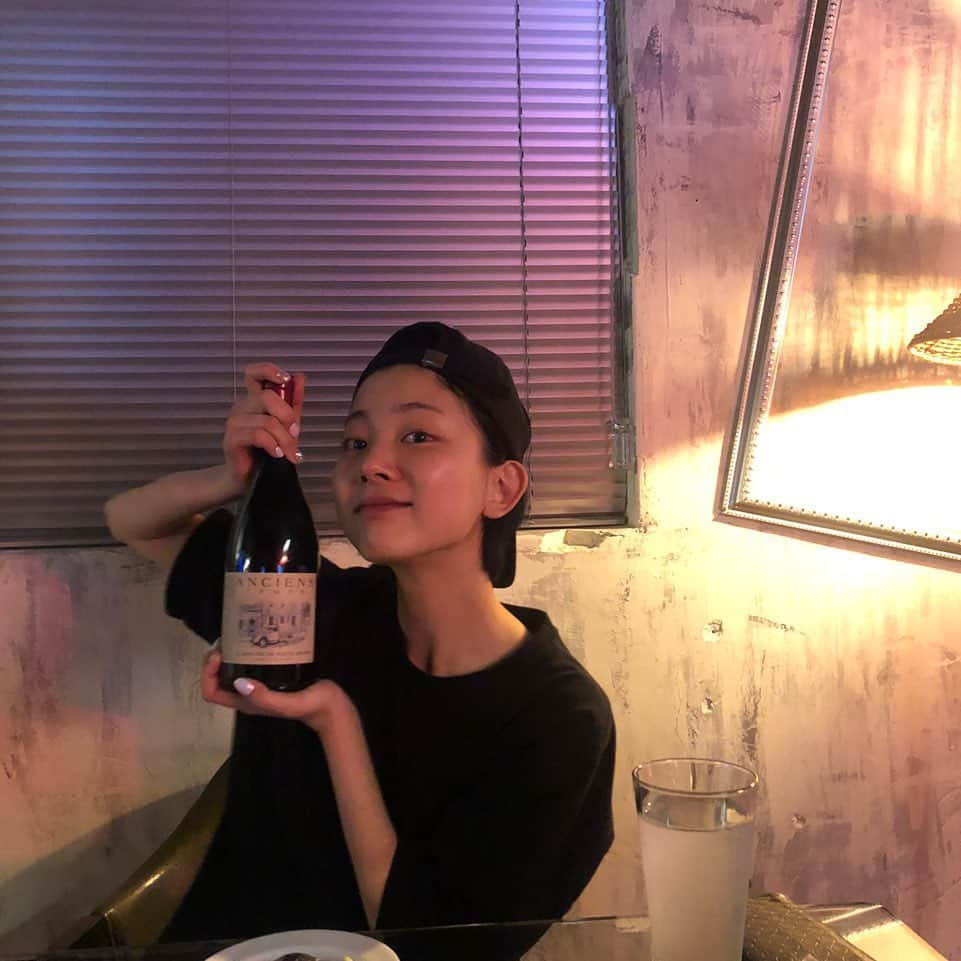 ジュニさんのインスタグラム写真 - (ジュニInstagram)「내꼬양~~🍷」7月21日 18時06分 - zuny_l___l