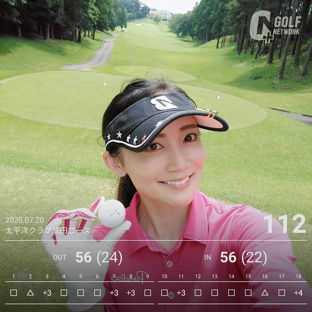 佐々木実季さんのインスタグラム写真 - (佐々木実季Instagram)「太平洋成田でプレーしたよ⛳天気も良くて楽しかったけど、何をどう打てば46パットも叩けるのだろうか😱恐ろしくパターが上達しなくて本気で泣けてくる💧パターだけで10打縮められるのに。。この時期のラフには食われまくるし3パットしまくりだし、、100切りどころではないね😫（笑）でも楽しいからゴルフ大好き🏌❤地道に頑張ります🎵 #ゴルフ歴2年 #🔴 #ゴルフ #ゴルフ女子と繋がりたい #太平洋成田 #太平洋クラブ成田コース #46パット #泣ける #ゴルフ女子 #女子じゃないけど #パラディーゾ #パラディーゾゴルフ #ゴルフウェア #夏ゴルフ #ゴルフコーデ #ブリヂストンスポーツ #ブリヂストンゴルフ #ゴルフ好きな人と繋がりたい #目指せ100切り #golf #lovegolf #paradiso #paradisogolf #bridgestone #bridgestonegolf」7月21日 19時01分 - miki.sasaki_golf