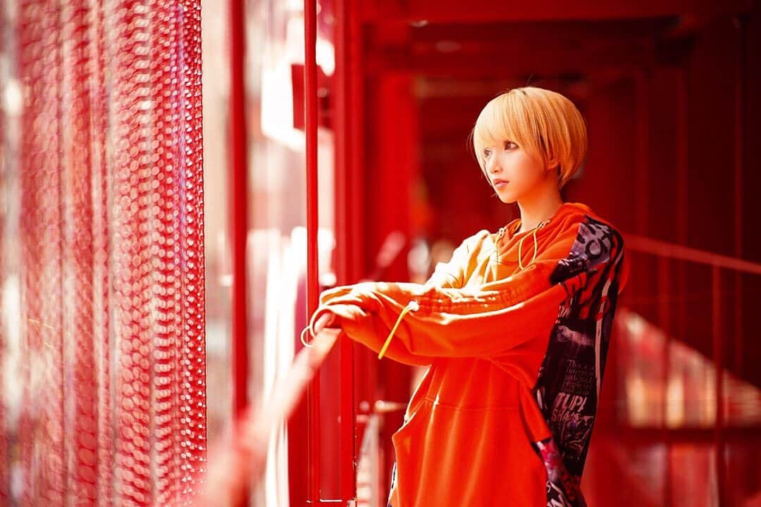 侑季美怜のインスタグラム：「nice day...♡ ・ ・ ・  #金髪ショート #ショートヘア　#ミニーショート　#金髪　#ハーフ　#韓日ハーフ　#モデル　#美人　#女優　#東京　#beauty  #girl #japanese #セクシー　#可愛い　#美脚　#谷間　#キャバ嬢　#キャバ　#おしゃれ　#ファッション　#ブランド　#美容　#エステ　#ネイル　#ヘアモデル　#脱毛　#ダイエット」