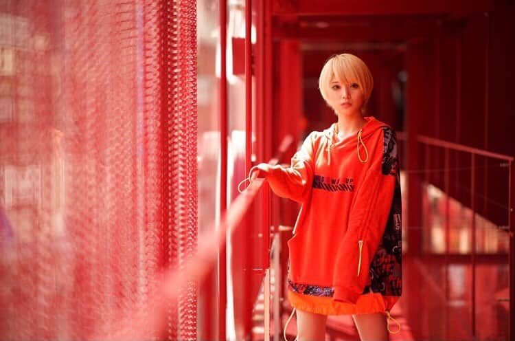 侑季美怜のインスタグラム：「.*+♡ ・ ・ ・  #金髪ショート #ショートヘア　#ミニーショート　#金髪　#ハーフ　#韓日ハーフ　#モデル　#美人　#女優　#東京　#beauty  #girl #japanese #セクシー　#可愛い　#美脚　#谷間　#キャバ嬢　#キャバ　#おしゃれ　#ファッション　#ブランド　#美容　#エステ　#ネイル　#ヘアモデル　#脱毛　#ダイエット」