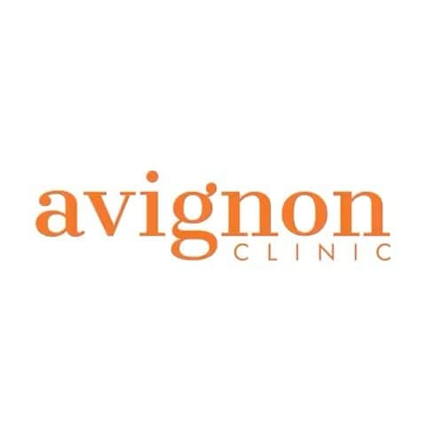 サム・ミルビーのインスタグラム：「#AllThingsNewWithAvignon @avignonclinic」