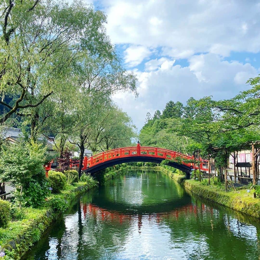 江戸ワンダーランド 日光江戸村のインスタグラム：「・ 水の都  City of Water 夏らしくなってきた。It has become like summer. ・ ・ #landscape #nikko #edo #江戸の町並み #いざ江戸へドロン #edowonderland #江戸ワンダーランド日光江戸村」