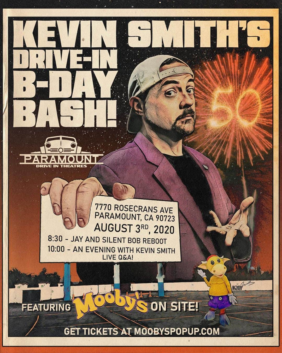 ケヴィン・スミスのインスタグラム：「In 2 weeks - two and a half years after I almost died - I turn 50 years old! So we’re gonna celebrate social distance-style! Come watch @jayandsilentbob Reboot with me at the @paramount_drive_in on August 3rd! Eat @moobyspopup during the flick while watching #jayandsilentbob go to Mooby’s IN the flick! Then after the movie, I’ll do an in-person Q&A (that we hope to project on the big screen as well)! Never leave the cocoon of your car (if you can hold your bladder)! I’m donating the loot I make to @lafoodbank so they can get some folks fed in these trying times. Does this sort of silliness interest you? If so, tickets are available now at the link in my bio (or at the #moobyspopup site)! #KevinSmith #birthday #driveinmovie #paramountdrivein (Awesome Art by @thedarknatereturns!)」