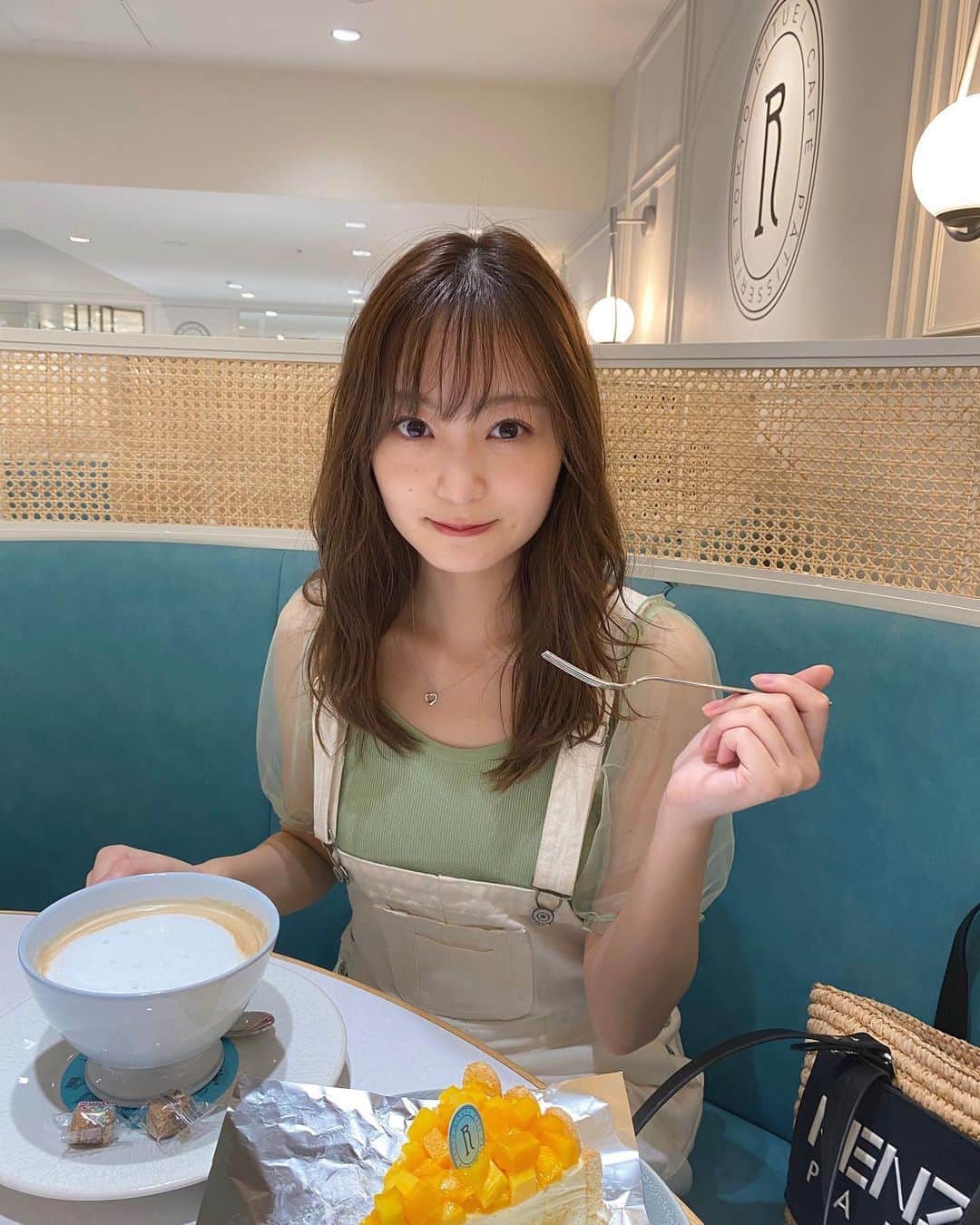 和田瞳のグルメインスタ