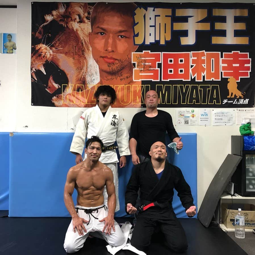 宮田和幸さんのインスタグラム写真 - (宮田和幸Instagram)「今日の締めはこのメンバーで柔術 #北千住 #柔術 #グラップリング #レスリング #ブレイブジム #grappling #bjj #jiujitsu #wrestling #bravegym #mma #mmagym」7月21日 23時59分 - miyata.hercules