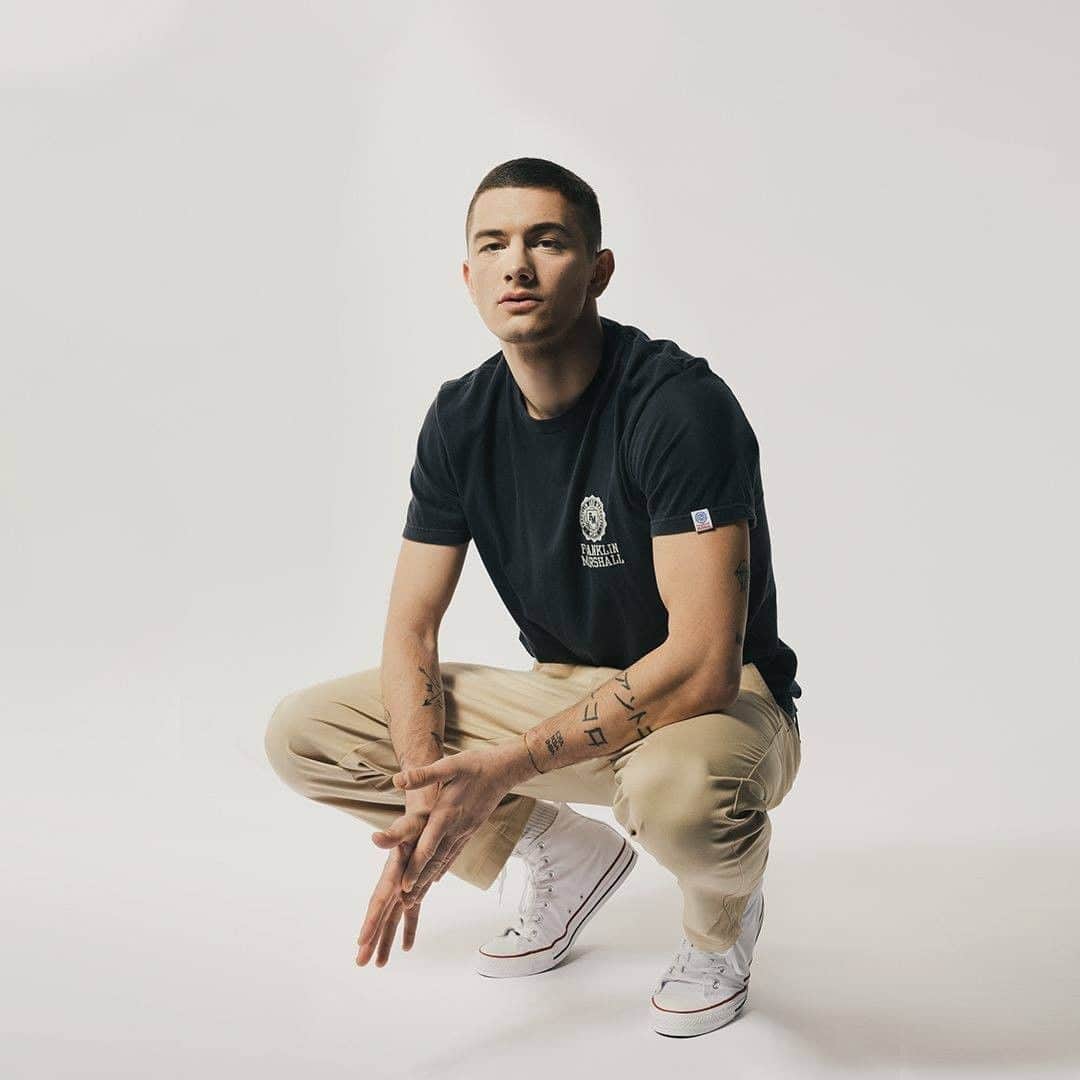 フランクリン&マーシャルのインスタグラム：「"FRANKLIN & MARSHALL  SS2020 COLLECTION   Give your day-to-day uniform a classic - yet sporty - edge  #franklinandmarshall #newcollection #ss20 #thisrt #trausers」