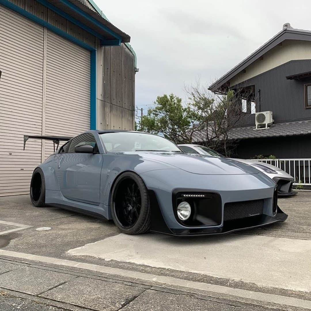 CARLiFESTYLEさんのインスタグラム写真 - (CARLiFESTYLEInstagram)「Thoughts on this 350z “935z” Owner @catacy_935z #carlifestyle」7月22日 0時45分 - carlifestyle