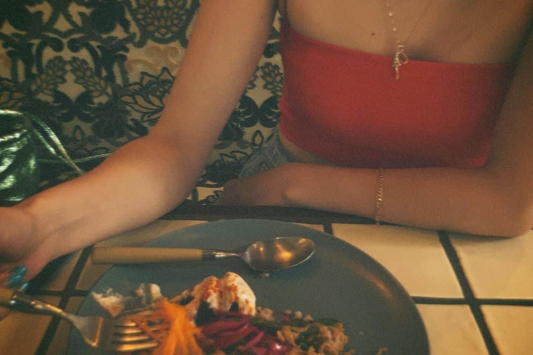 安田唯のグルメインスタ