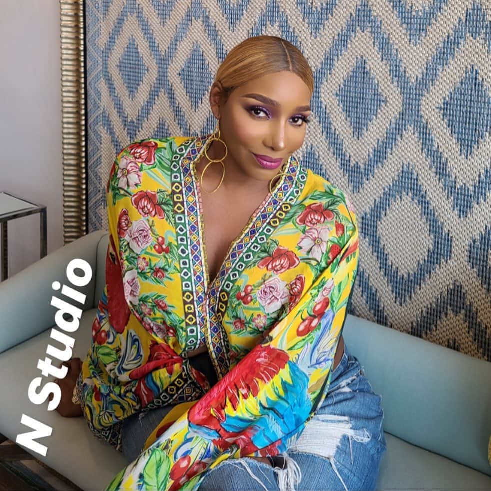 のインスタグラム：「I absolutely love my new studio space! All my You Tubers in the area, if you need somewhere to shoot your channel, come to N Studio. Email booknene@gmail.com I will be posting it on a few studio sites soon」