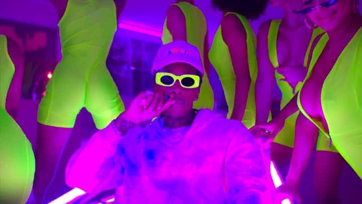 ウィズ・カリファのインスタグラム：「Still Wiz out now link in bio 🎬 @mcqueenvioletfog」