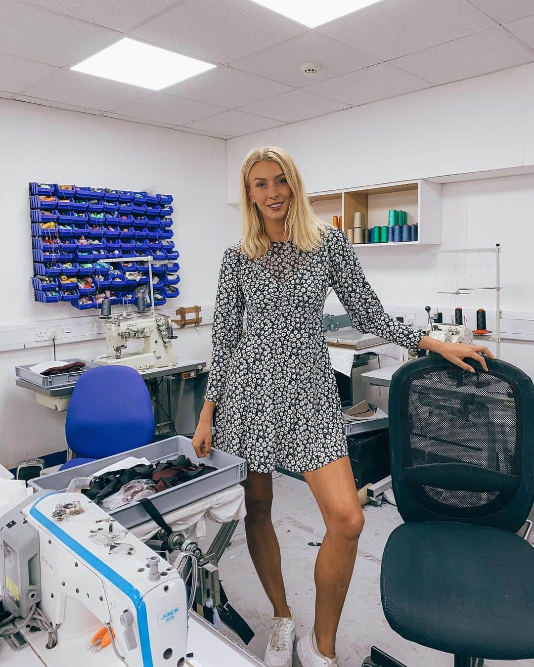 Zanna Van Dijkさんのインスタグラム写真 - (Zanna Van DijkInstagram)「Did you know that every single piece of @staywildswim swimwear is made right here in London at our zero waste factory? ✨ We’re proud to be supporting the local industry during this challenging time 🇬🇧 Today @natalieglaze and I popped in to work on some VERY exciting projects. We are a slow fashion brand and the last time we released a new collection was almost 16 months ago... but that will be changing very soon 👀🙊 If you can’t wait until then, we have just restocked a bunch of our bestsellers on our website! As always, all ethically made from regenerated ocean plastic 🌊🌎 Head over to @staywildswim and have a gander before they’re gone ❤️ #staywildswim #slowfashion #sustainablefashion」7月22日 1時26分 - zannavandijk