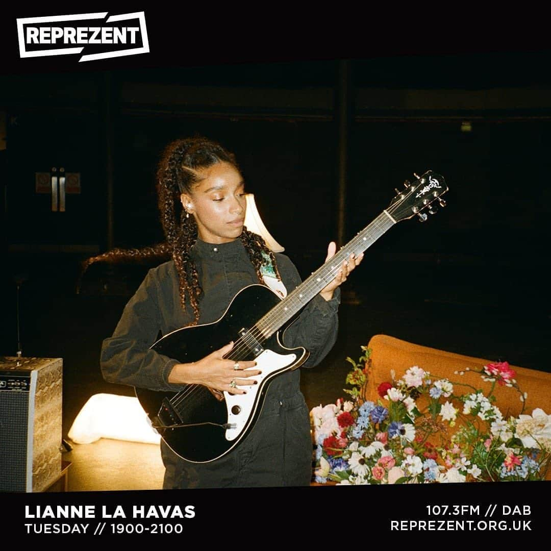 リアン・ラ・ハヴァスのインスタグラム：「VERY pleased to be returning to @reprezentradio TONIGHT for an album playback, chit-chat and much much more!!🌸💚🌸」