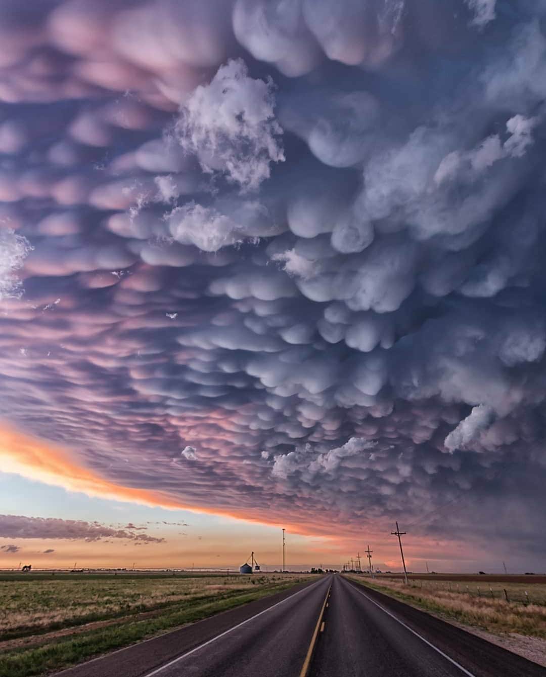 wonderful natureのインスタグラム：「Photo by @steve_kesedakis_photography check out his feed for more」