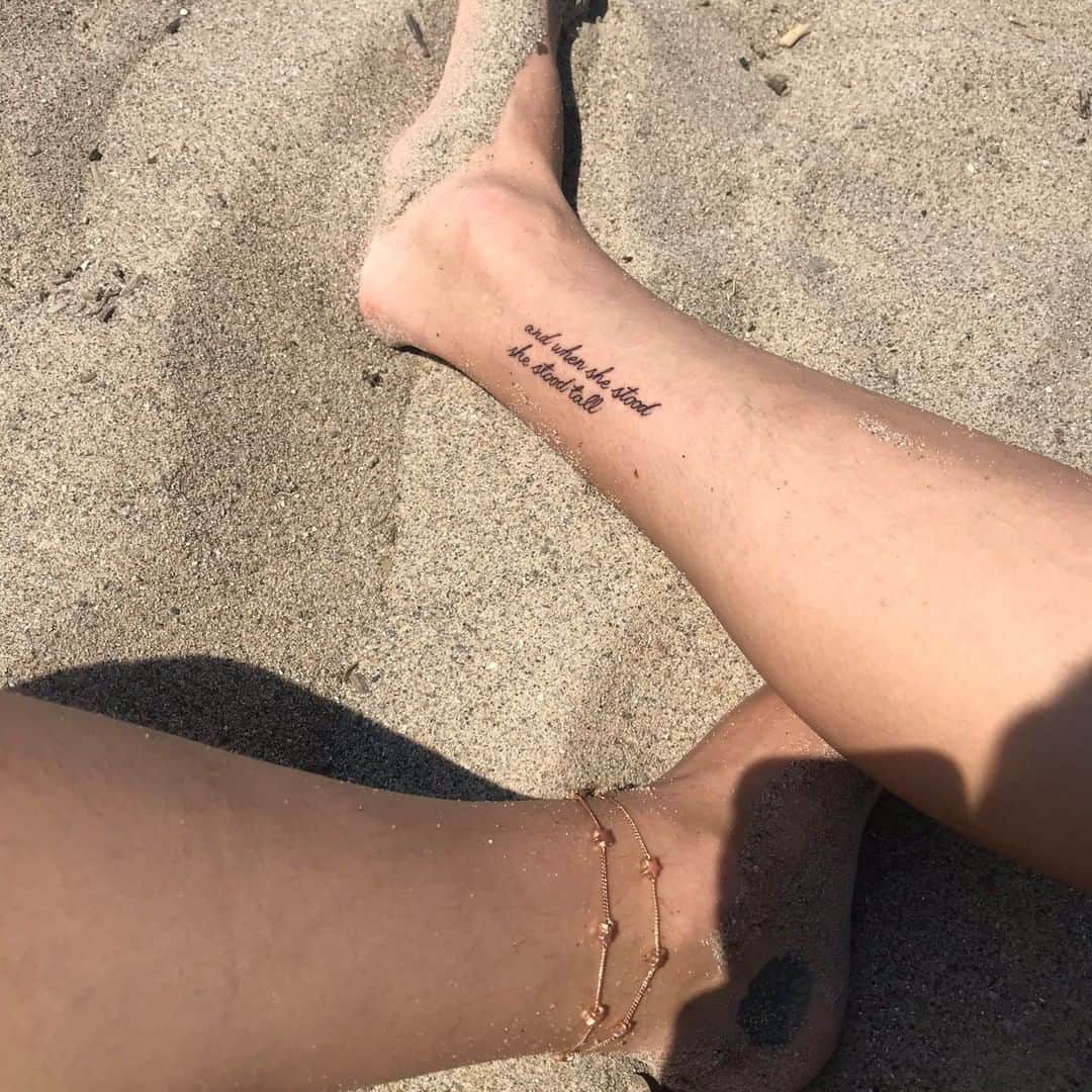 The Lumineersさんのインスタグラム写真 - (The LumineersInstagram)「Wish we were on whatever beach @ ash_edgar on Twitter was on! 🙌🏻 Thanks for sharing your #mylumineerstattoo」7月22日 2時24分 - thelumineers