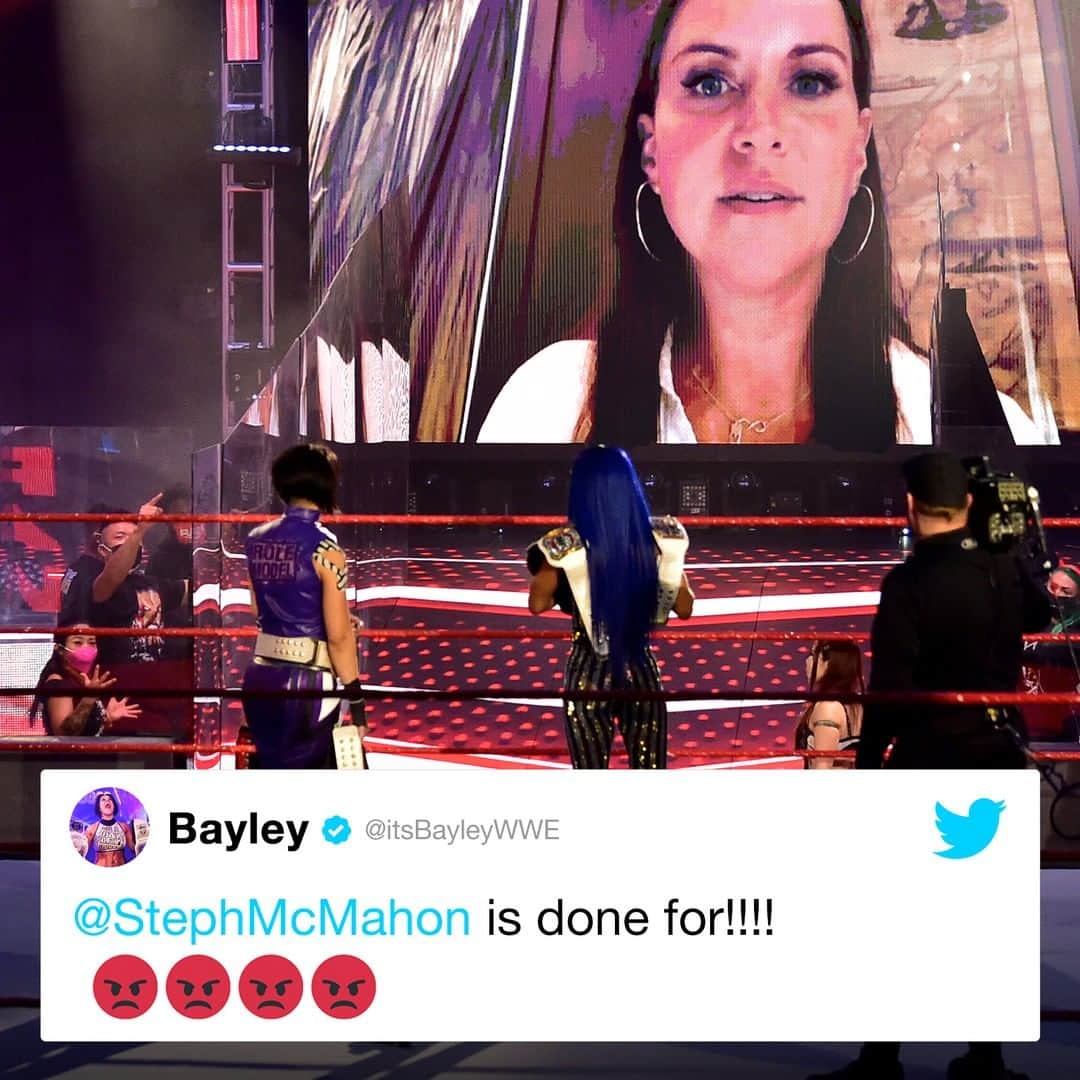 WWEさんのインスタグラム写真 - (WWEInstagram)「😡 😡 😡 😡 @itsmebayley #WWERaw」7月22日 8時00分 - wwe