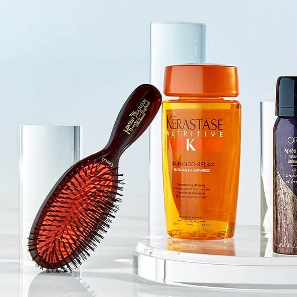 GILTのインスタグラム：「Good hair days should be an everyday thing. Tap the link in bio to shop #Kérastase and more.」