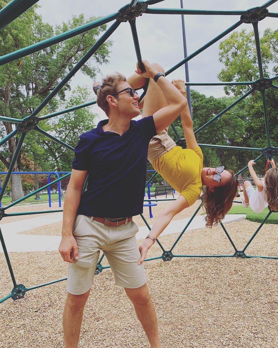 のインスタグラム：「Just hangin’ out, back when it wasn’t terrifying to touch things in public. * * * #junglegym #surfaceswerentalwayssoscary #attheplayground #saltlakecity #throwback」
