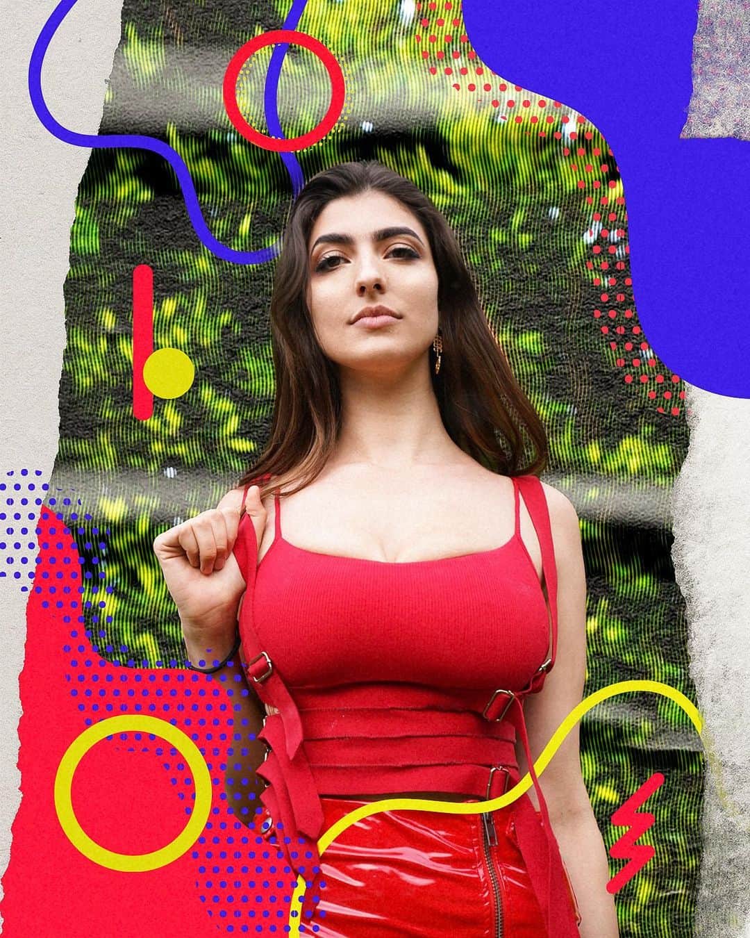 レイチェル・レビンのインスタグラム：「Has the quarantine lazies gotten to anyone else... because literally all I accomplished for a whole week is putting on this outfit and taking a picture! (All the pictures connect to each other look!!) 📷 @shotbyzach  Edited by: @imnathanbennett styled by: @tylerglambert」