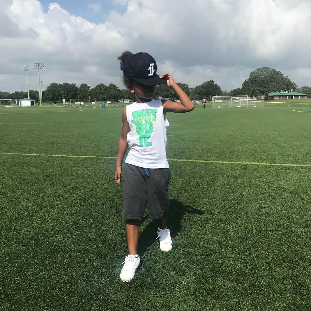 のインスタグラム：「We jus gettin to it 💪🏾」