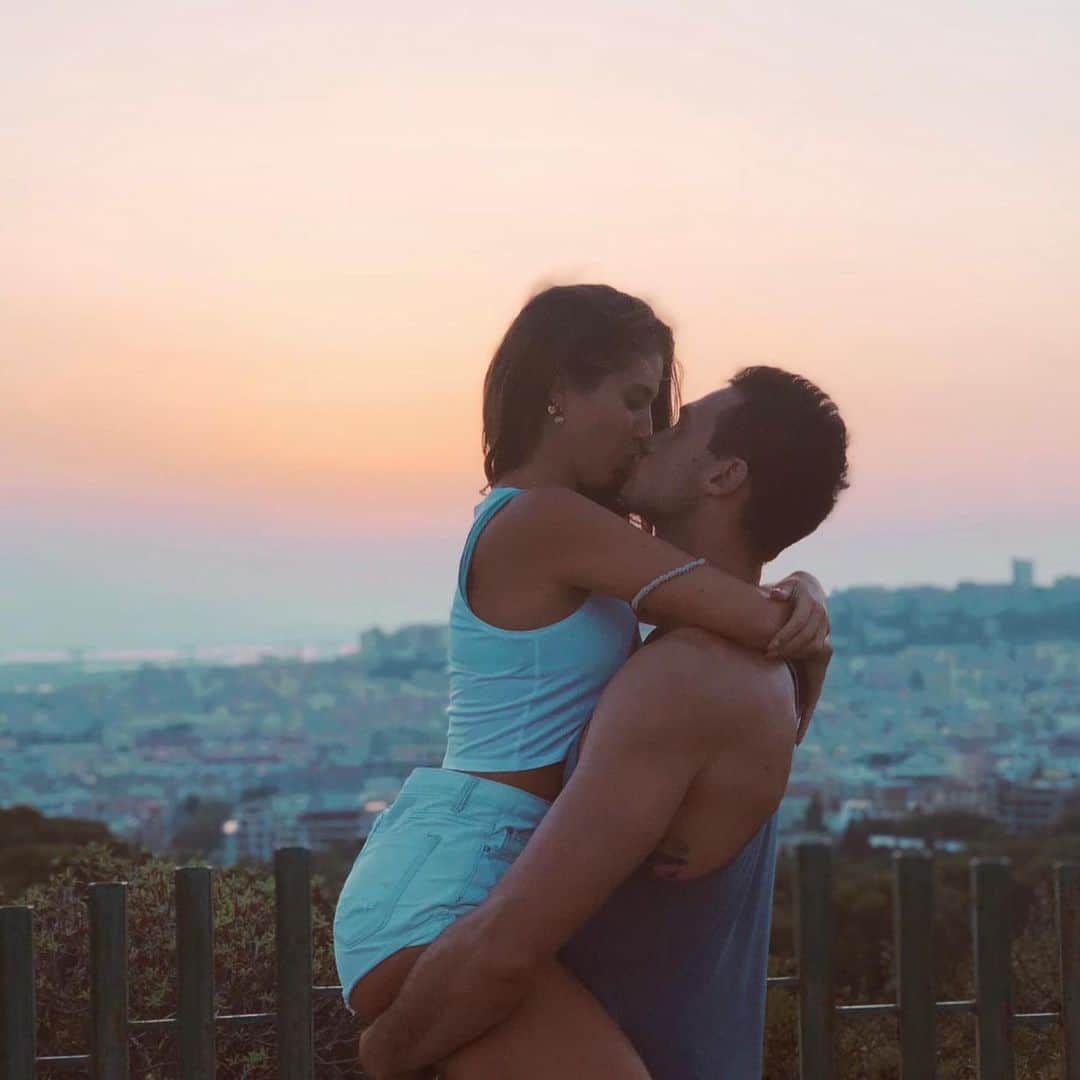 ダニーロ・ガリナリのインスタグラム：「Happy Birthday my love ❤️ Buon  Compleanno ragazza giovane」