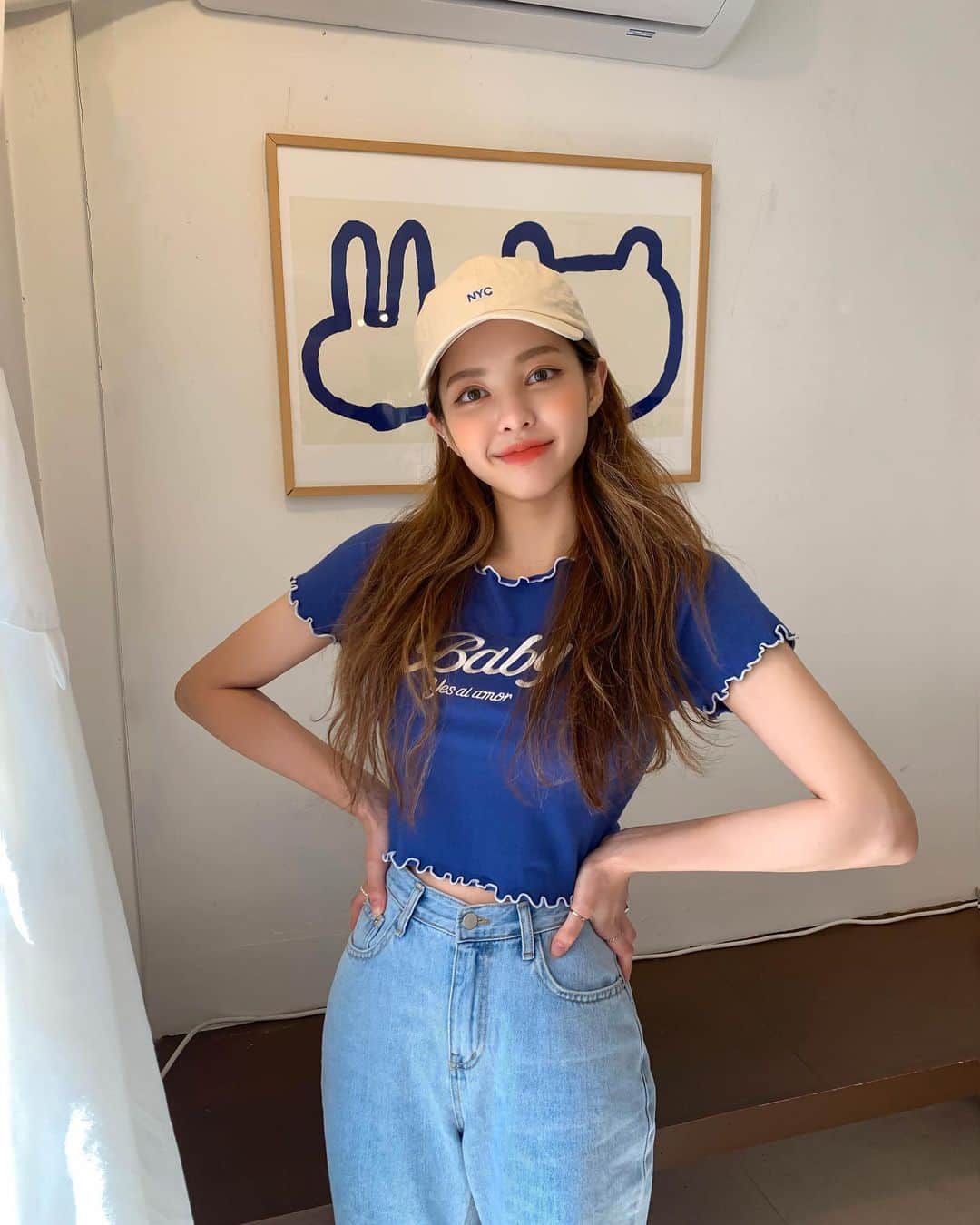 Chuuのインスタグラム：「세상 러블리한 요 티셔츠💙」