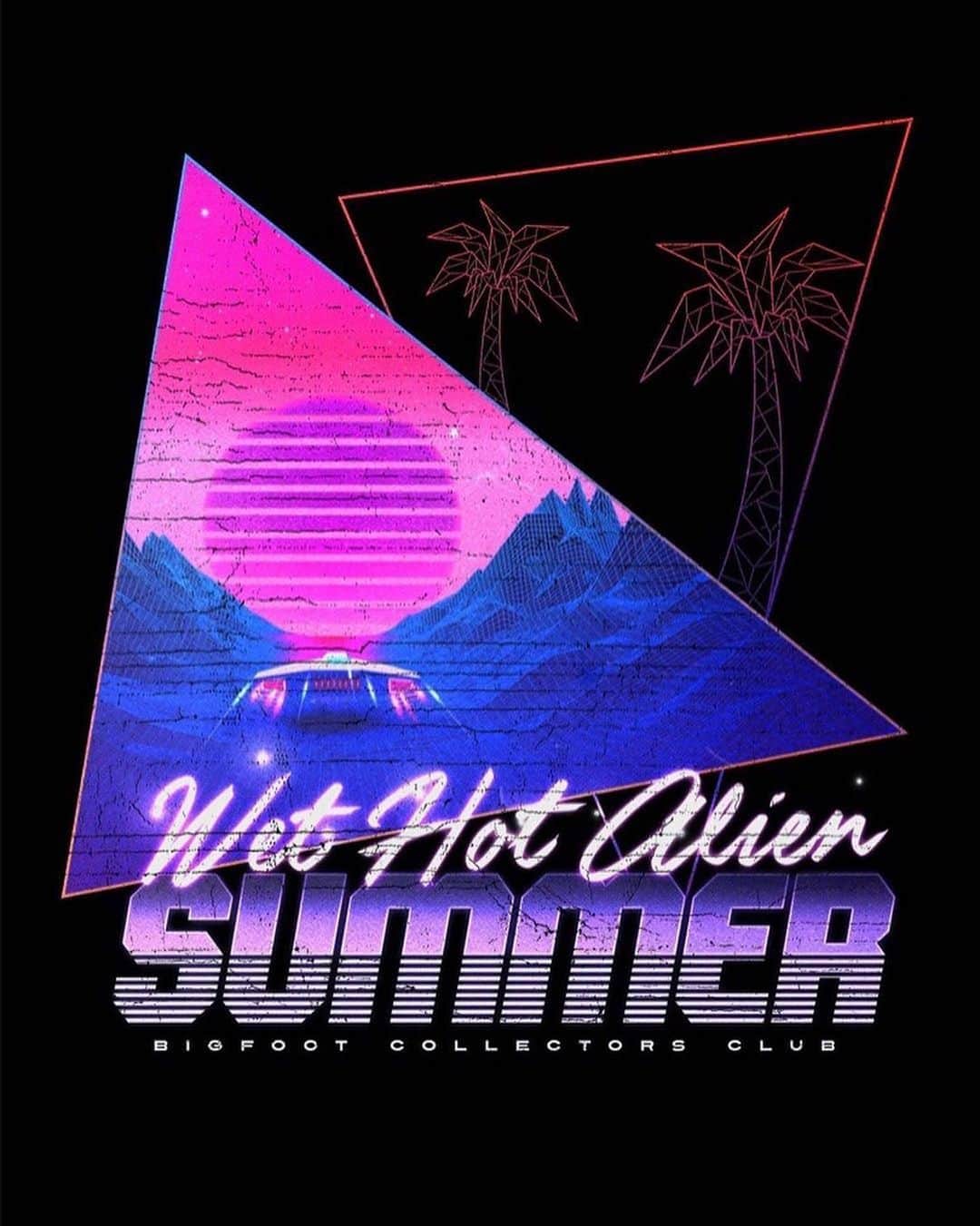 ブライス・ジョンソンのインスタグラム：「You need this shit!!! I mean shirt!!! (Link in bio) The official shirt of #WetHotAlienSummer by @probablyjames has landed! Go to www.wearecampfire.media and click ‘SHOP.’ @weare_campfire  #repost @bigfootcollectorsclub ・・・」