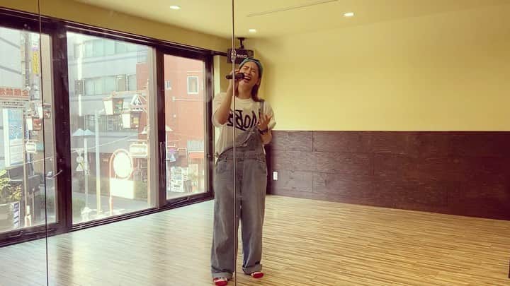 acaneのインスタグラム：「#acanecover ・ 『時の描片〜トキノカケラ〜 / EXILE』 ・ はーーー！！！！！ 夢があったらやりたいこととか やらないかんことが多く感じて すごく遠いものに感じるけど、 一つ一つしっかりこなしていけば ちゃんと夢に近づく気がする🌈 ・ 自分を大切にして愛を持って！ 今日もがんばろう〜！🥰 ・ #coversong #exile #時の描片 #トキノカケラ #時の描片トキノカケラ #acane #福岡出身 #東京」
