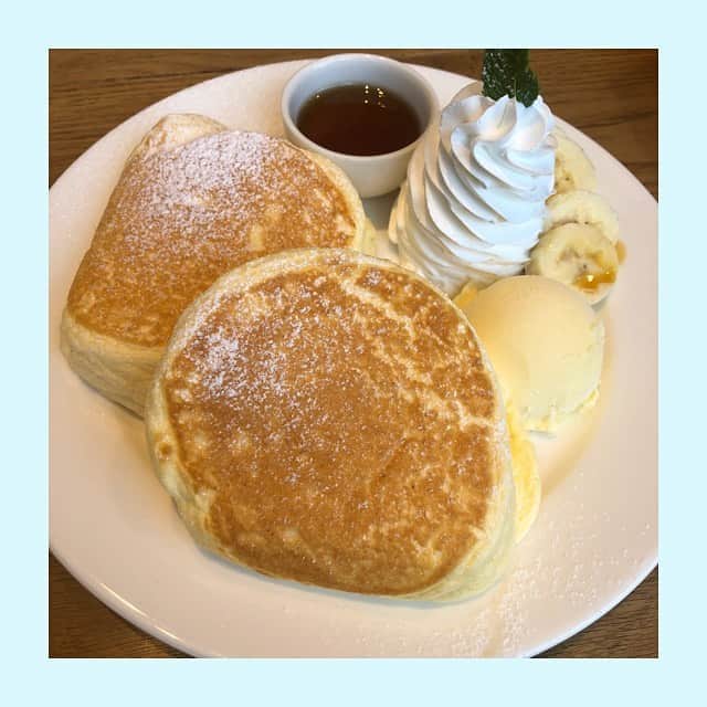 中西香菜のインスタグラム：「﻿  いつかのリコッタチーズパンケーキ🥞﻿ ﻿ふかふかで甘すぎずあっという間になくなりました✌️  パンケーキ食べたい〜♪🥺🥺🥺﻿ ﻿ ﻿ すんごく前だけど広瀬彩海ちゃん家でパンケーキ作ったことも！ 楽しかったなぁ♡✨﻿ ﻿ ﻿ ﻿ ﻿#表参道カフェ　#原宿カフェ  #原宿スイーツ　#表参道　#原宿　#パンケーキ　#リコッタパンケーキ　#パンケーキ巡り  #パンケーキ部  #パンケーキ食べたい  #カフェ  #カフェスタグラム  #カフェ部  #カフェ好き  #リコッタチーズパンケーキ  #中西香菜﻿」
