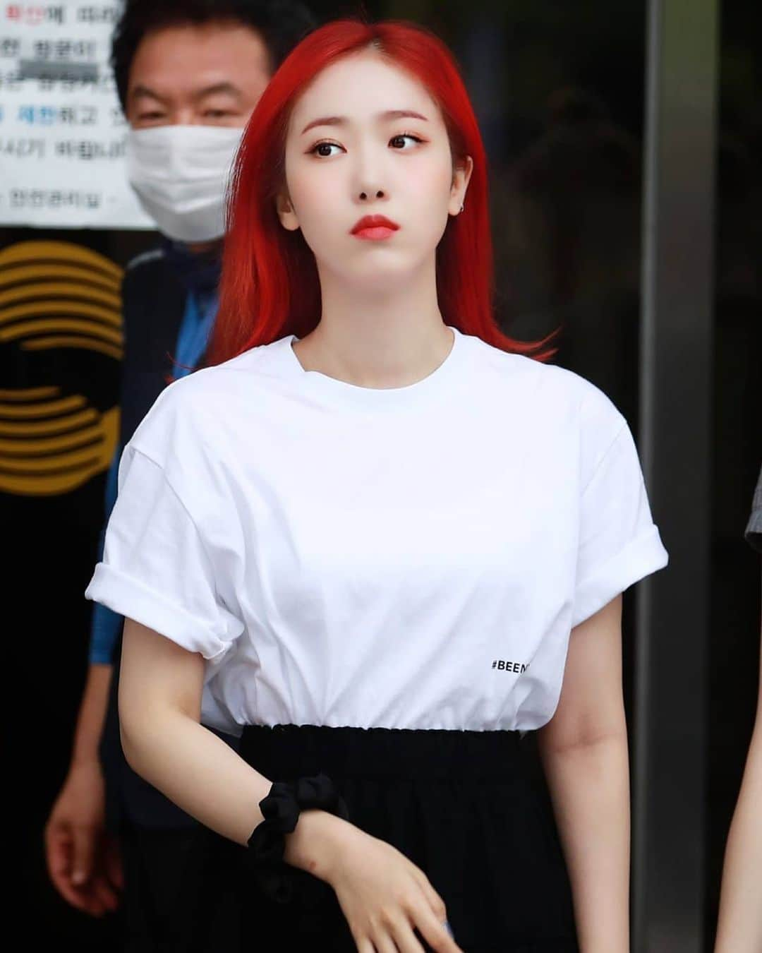 シンビさんのインスタグラム写真 - (シンビInstagram)「[4PICS] 200720 ; #신비 #Sinb heading to KBS Cool FM Jung Eunji schedule — ©이분의 일」7月22日 11時40分 - sinb_gfriend