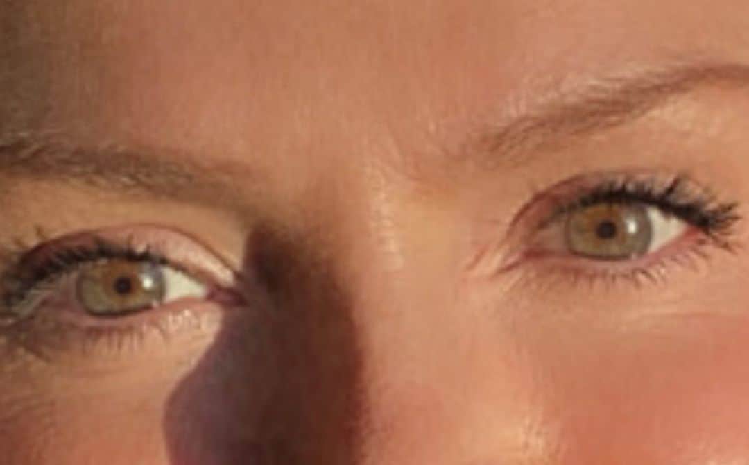 Eliana Michaelichin Bezerraのインスタグラム：「“Os olhos nunca precisaram ser tão sinceros”. #usemascara #mascarasalva」