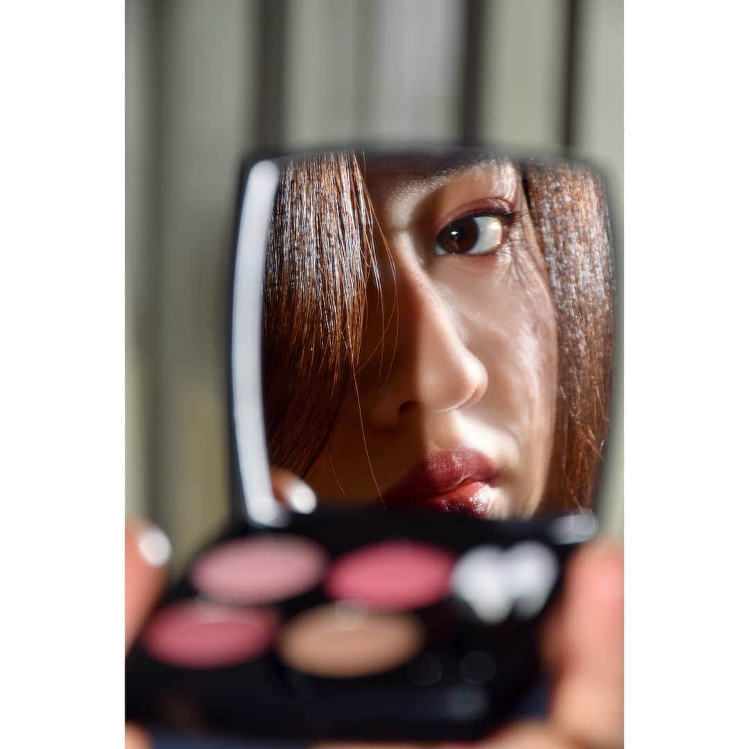 kokiさんのインスタグラム写真 - (kokiInstagram)「Today's makeup   EYES = Les 4 ombres 362 Candeur et provication  Stylo yeux waterproof 959 PSYCHÉ  Stylo yeux waterproof 955 ROMANCE   LIPS = Rouge COCO 494 ATTRACTION  📷 by sis 💓   @chanel.beauty」7月22日 13時12分 - koki