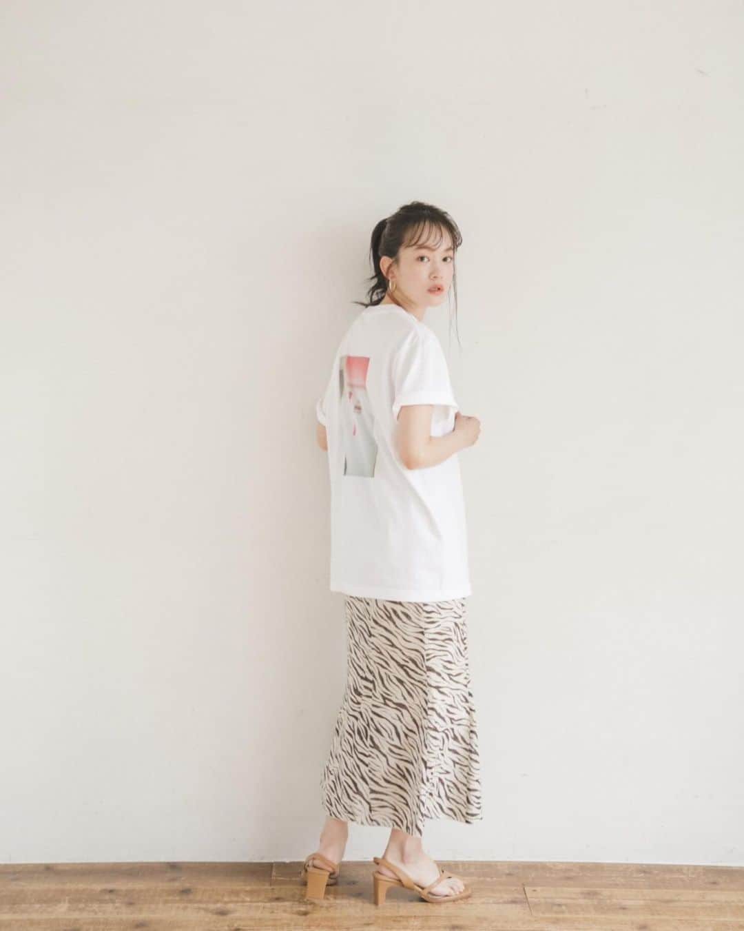 金子真由美さんのインスタグラム写真 - (金子真由美Instagram)「* @__pool__2020さんのヘアメイク担当させていただきました💄 * * #ヘアメイク #tシャツ #tシャツコーデ」7月22日 14時12分 - kanekomayumi12