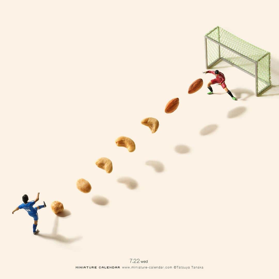 田中達也さんのインスタグラム写真 - (田中達也Instagram)「⠀ “Nuts Shoot” ⠀ ナッツを勢い順に並べてみた ⠀ #ナッツの日 #サッカー #シュート #このあとおいしくいただきます #MixedNuts #Soccer ⠀ ───────────────── 《EXHIBITION info》 ⠀ 【MINIATURE LIFE展 in 函館】 MINIATURE LIFE EXHIBITION in Hakodate until: Aug 16, 2020 #MiniatureLife展 #ミニチュアライフ展 ⠀ ℹ️Please look at the Instagram story’s highlight for more information. ⠀」7月22日 15時02分 - tanaka_tatsuya