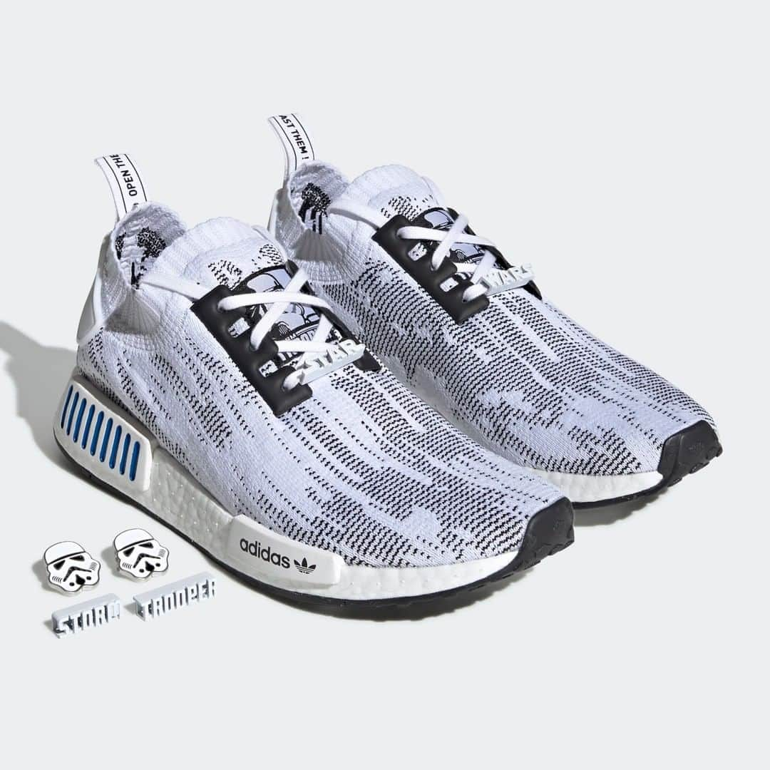 Sneaker Newsさんのインスタグラム写真 - (Sneaker NewsInstagram)「Don't be like a Stormtrooper by missing out on these. This adidas NMD inspired by the Star Wars patrolmen revive the once-famous glitch-camo upper while adding special lace dubrae. For a closer look at this July 23rd release, hit the link in our bio.」7月22日 15時01分 - sneakernews